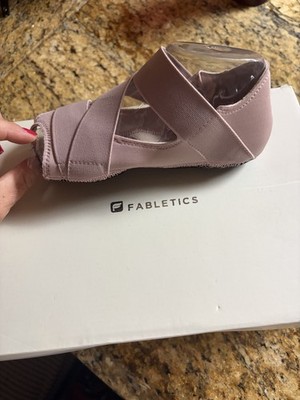 Fabletics Studio Wrap Dance Yoga Fitness Palates Sock/Shoe Size 8 New