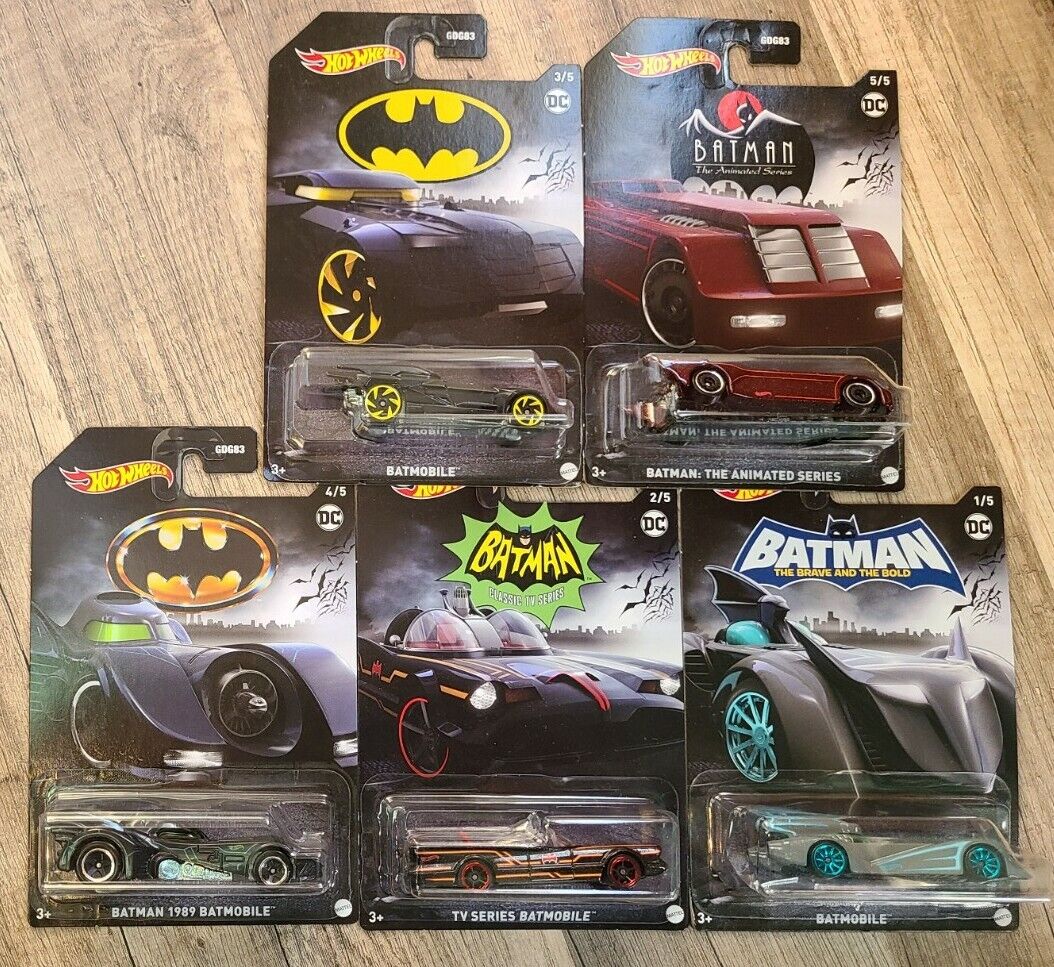  Hot Wheels Batman 5 Car Set Bundle Version 1 : Toys & Games