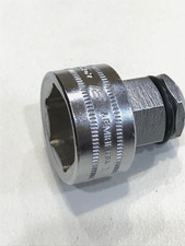 Snap On Tools No. Afm181 38 Drive 18mm 6pt. Low Clearance Pass Though Socket