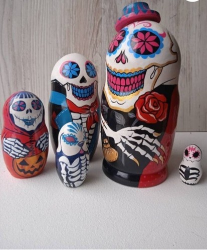 Halloween Nesting Dolls Set of 5 hand-painted wooden dolls Halloween decorations - Picture 2 of 13