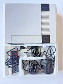 Consola Nintendo NES-001 Control Deck En Caja Sin Mario Embalaje Original - Probada