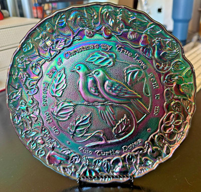 Imperial Green Carnival Glass Twelve Days of Christmas Two Turtle Doves Plate