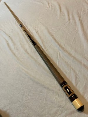 Unknown Maker 4 Point Billiard Cue 5/16-18 Piloted 19.82oz Used