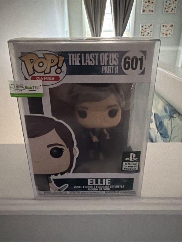 Funko Pop! Ellie the Last of US II Vinyl Figure #601 PlayStation Exclusive