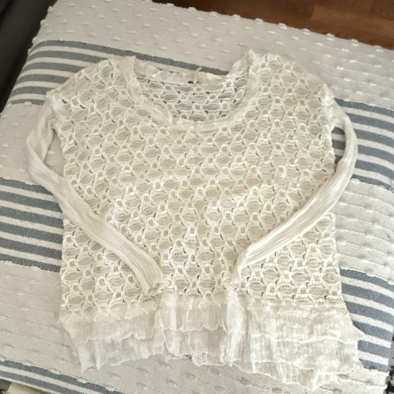 Free People Women’s Juniors S White Lace Sheer Round Neck Long Sleeve Blouse