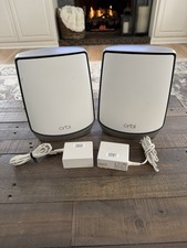 Netgear Orbi RBR850 Router Tri-band Mesh WiFi 6  a RBS850 Satellite Extender