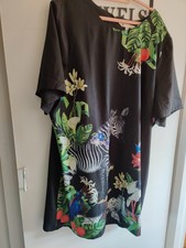 beautiful yumi Dress Size 26 zebra print 