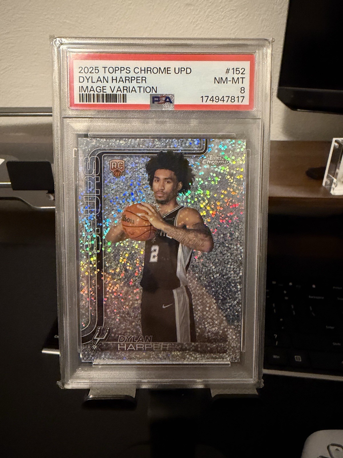2025-26 Topps Chrome Dylan Harper #152 Image Variation Speckle POP 1 PSA 8