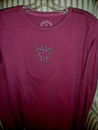 NWT!! WOMENS L/S CRUSHER TEE." HOLIDAY LIGHTS HEART" .CHRISTMAS IS COMING (L) - Picture 4 of 4