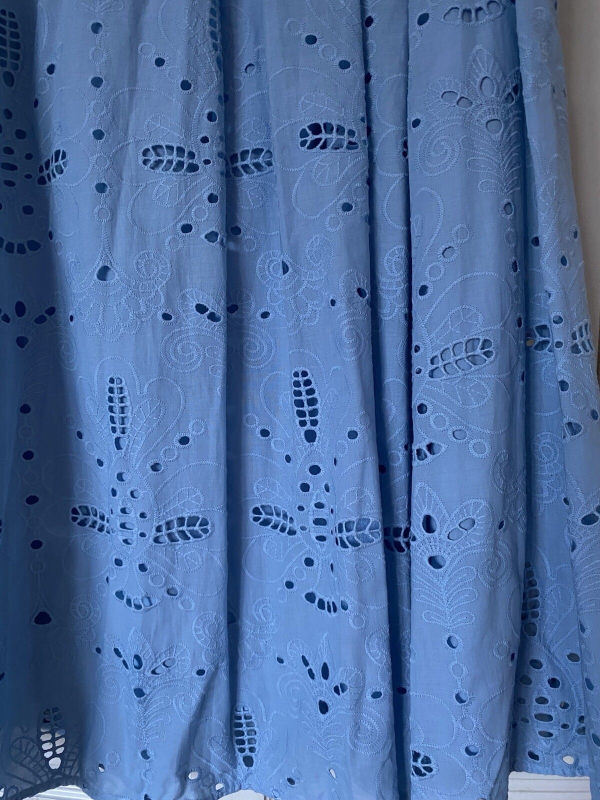 Picture 4 of 6