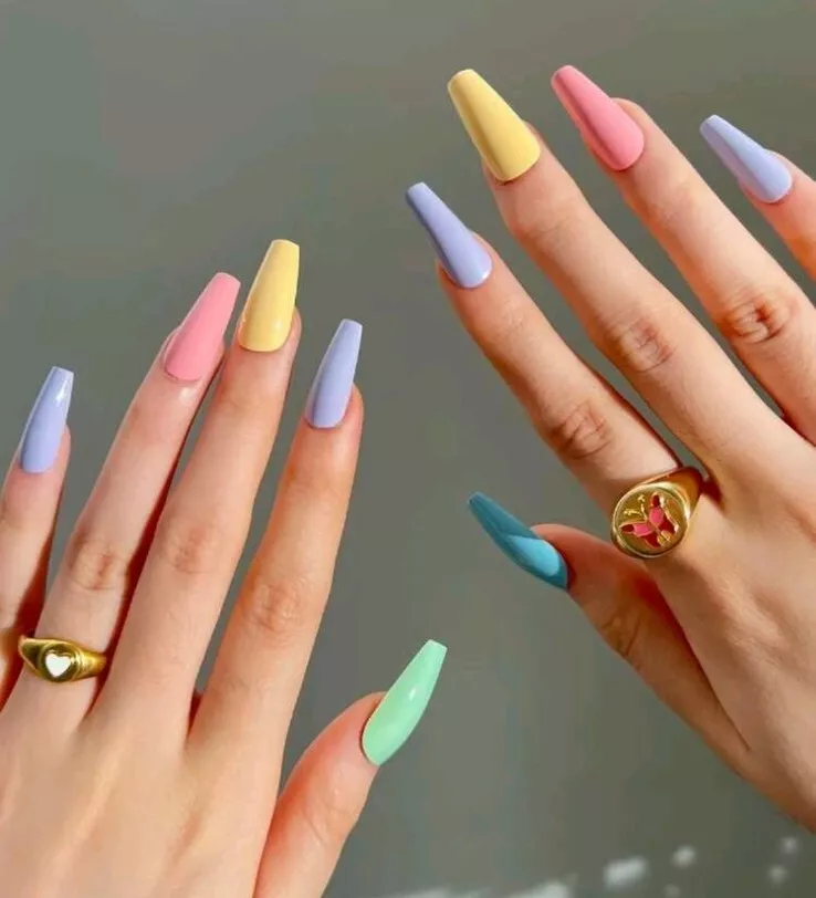 Fake online nail colours