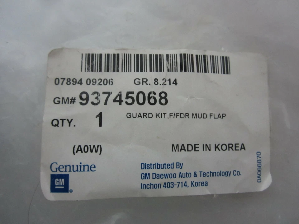 Juego de protectores contra salpicaduras delanteros Chevrolet Aveo Pontiac G3 2009-2011 OEM 93745068 Foto 3 de 3