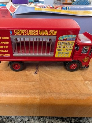 Corgi Classics 97889 AEC Cage Truck and Trailer - Chipper fields