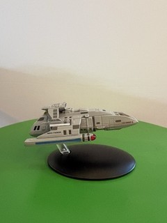 Star Trek DS9 Danube Class Runabout Ship Model With Stand 2014 Eaglemoss