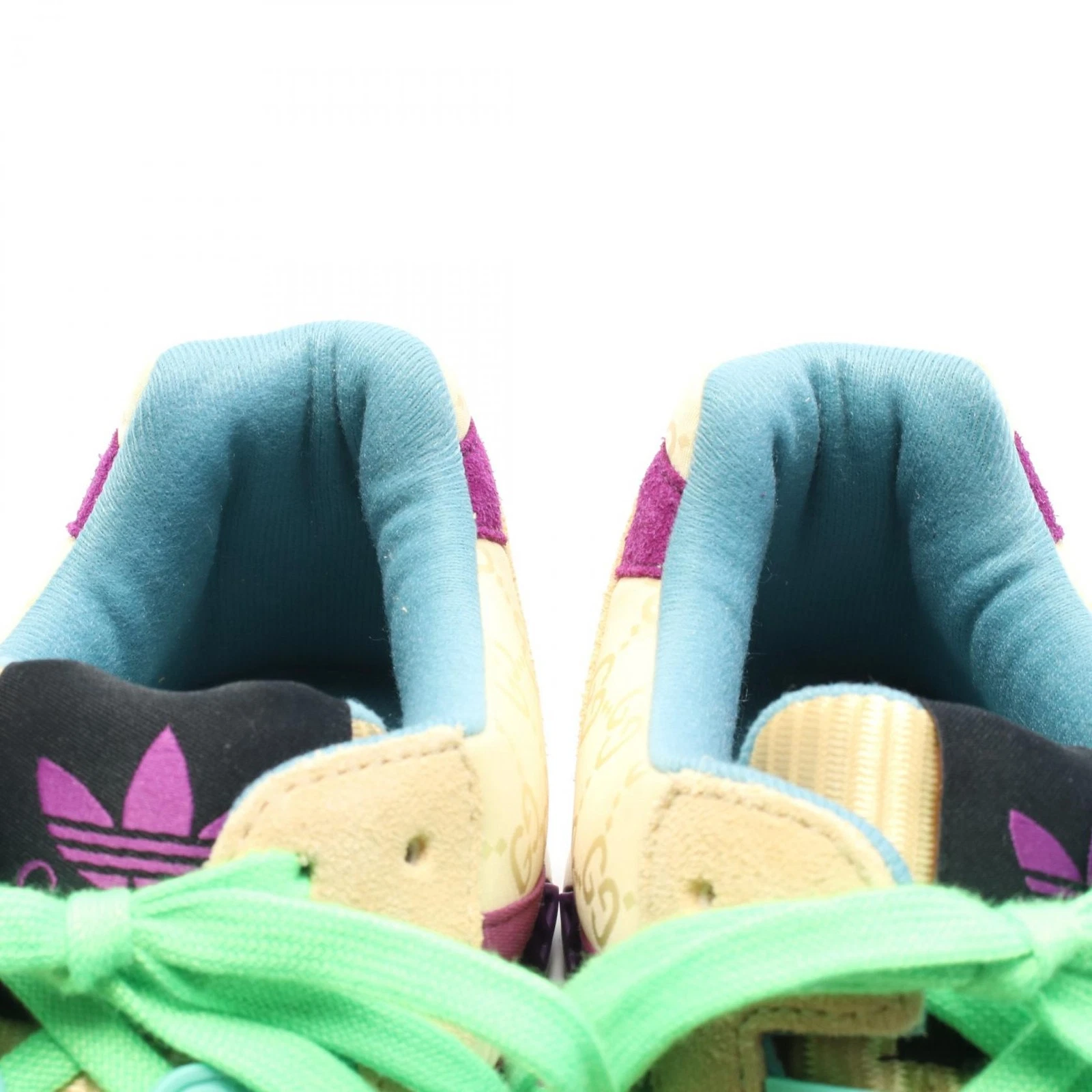 Baskets chaussures GUCCI adidas ZX8000 tissu daim beige 721936