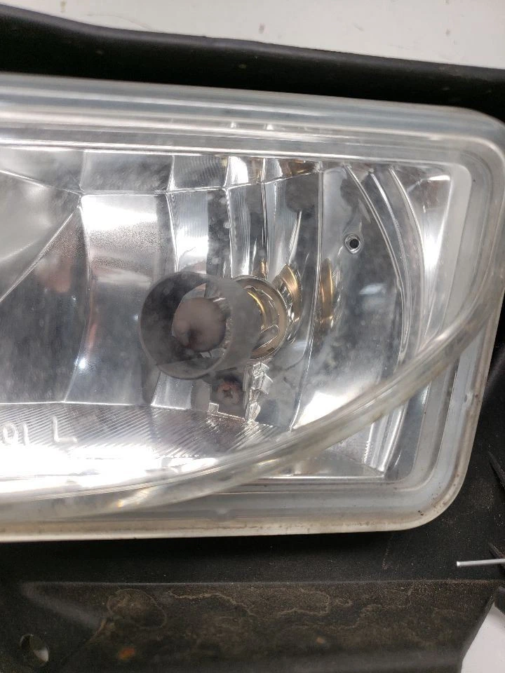 Luz de estacionamiento/esquina del conductor conducción antiniebla sin turbo se adapta a 10-11 MAZDA 3 1343740 Foto 2 de 4