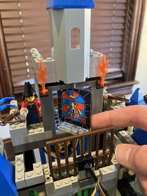 Lego Castle #6091/98 &ldquo;King Leo&rsquo;s Castle&rdquo; (2000), Used, Very Good Cond, Complete