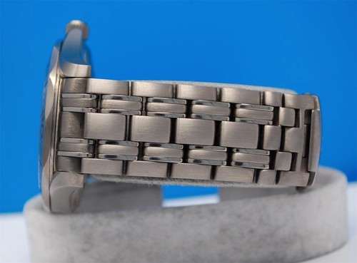Mens Omega Seamaster Titanium 300M Chronometer watch 41MM 2231.80 - Purple Dial - Picture 7 of 9