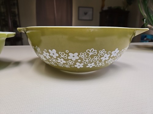 Vintage Corning Pyrex Spring Blossom Cinderella Nesting Mixing Bowls 443 & 444 - Picture 3 of 10