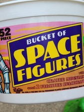 Vintage Toy Soldiers Lot Space Men In Bucket USA Made Miscellaneous