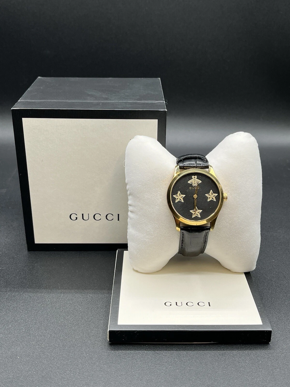 Gucci G Timeless Star Bee 126,4 noir or fabrication suisse acier inoxydable boîte d'origine