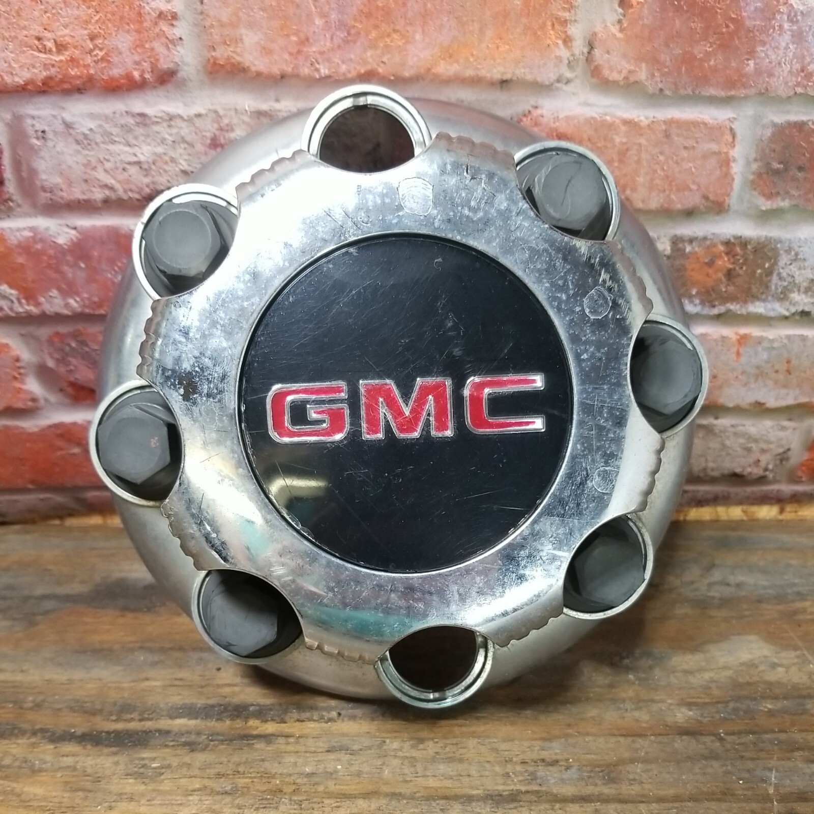 GMC Sierra Yukon Wheel Center Caps Hubcap 8 eBay