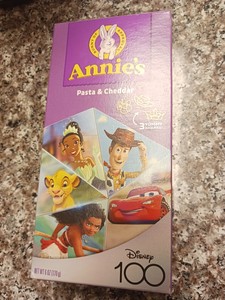 Disney 100 Shapes Cheddar Mac And Cheese 6 Oz Collectable BOX ONLY