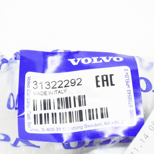 VOLVO S60 MK2 Front Radiator Grille Emblem R-Design 31322292 NEW GENUINE - Picture 9 of 10