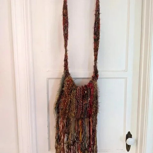 HANDMADE Bohemian Hippie Knit Crossbody Messenger-Style Fringed Bag - Picture 2 of 11