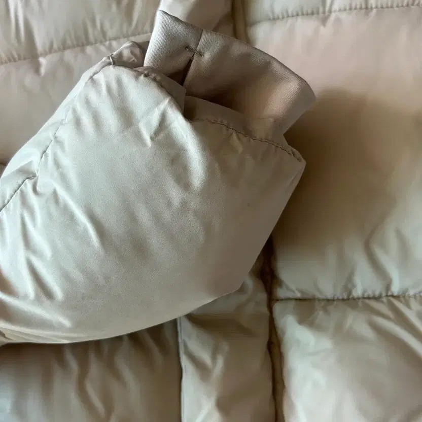 Spao Basic Puffer Jacket, Beige, Size S, Pre-Owned - image 1