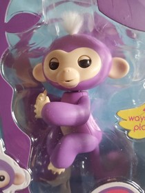 New TWO Fingerlings Finn & Mia Baby Monkey by WowWee Toys Black & Purple