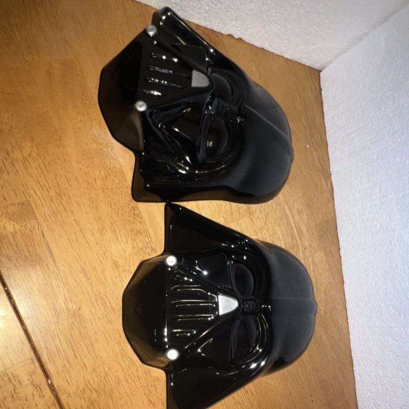 Pop Tops Star Wars Darth Vader Plastic Masks 2008 Collectible