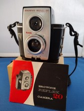 Vintage 1960  s Kodak Brownie Reflex 20 Camera Film UNTESTED W/ Original Box