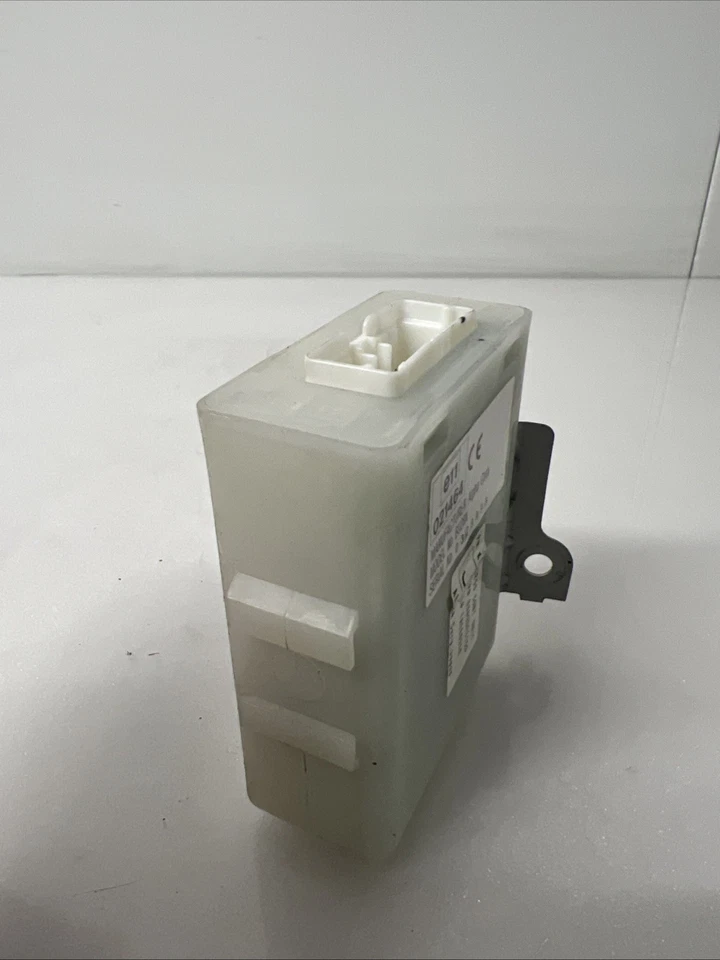 Subaru Impreza WRX STI Keyless Entry Control Module Unit bu28n 10000 - Image 4 of 4