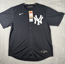 Ultimate New York Yankees Collector and Super Fan Gift Guide 51