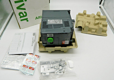 ATV320U11M2C Schneider Electric - Altivar 320 1,1kW Frequenzumrichter neu in OVP