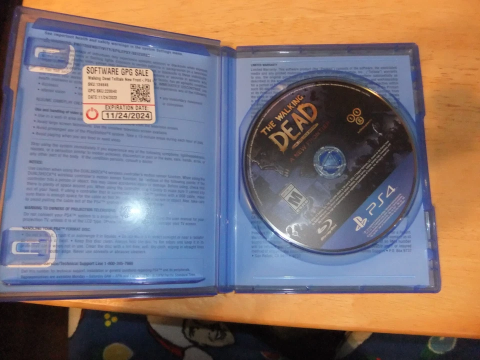 THE WALKING DEAD: A New Frontier - Sony Playstation 4 PS4 - Telltale Game TESTED - Image 2 of 4