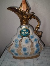 Vintage 1970 James B. Beam Decanter Bottle Go...