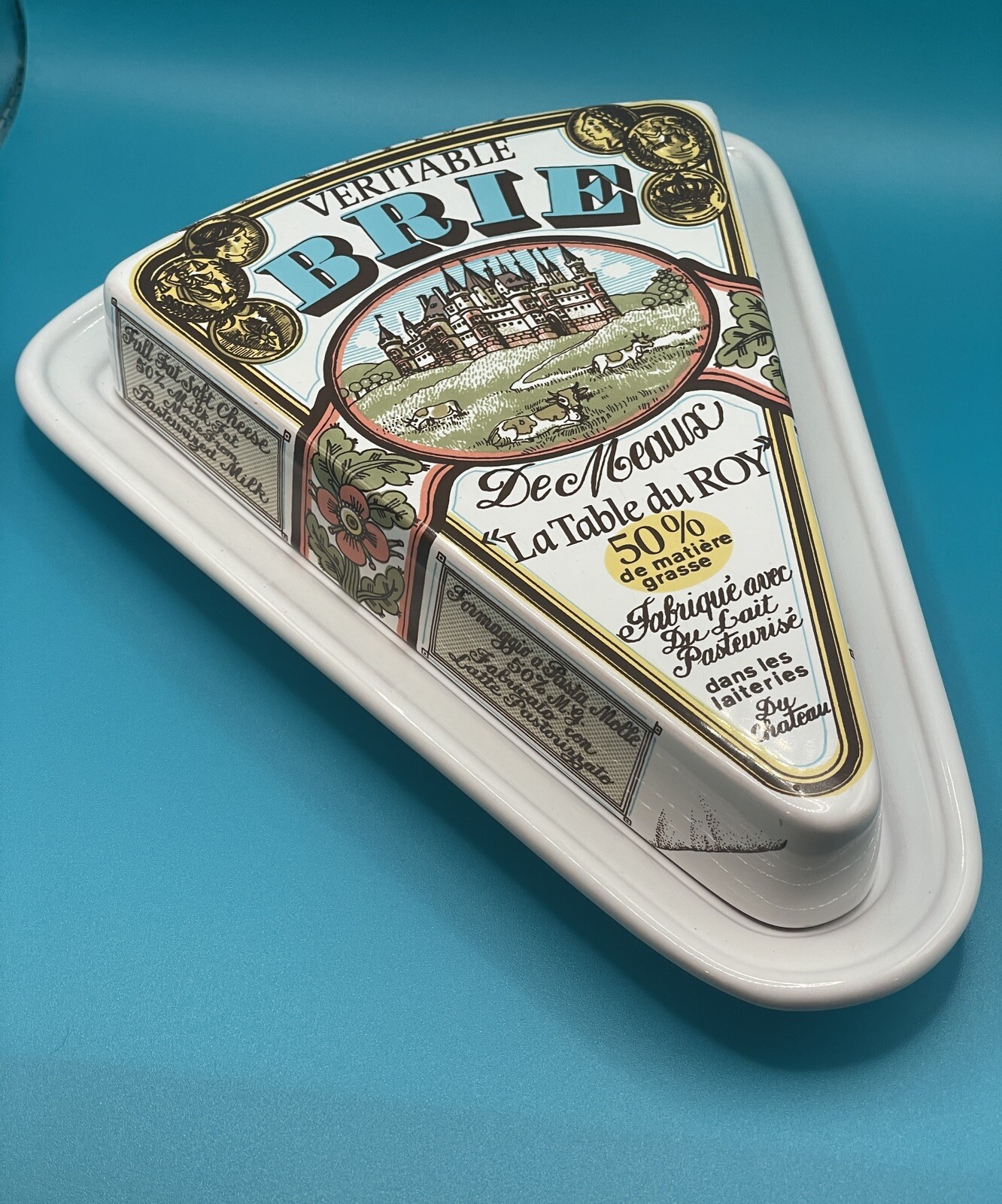 Estello Veritable Brie Pottery Cheese Holder Lidded Tray Made In France 2 pc