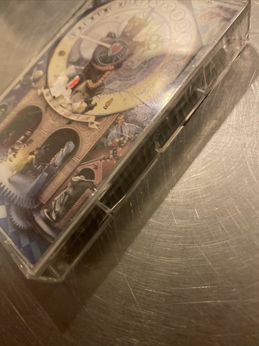 Monster * by Fetchin Bones (Cassette, Jul-1989, Capitol/EMI Records) - Picture 2 of 6