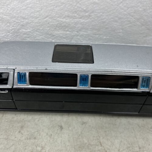 1/24 Maisto Playerz 2005 Chrysler 300C Hemi Limousine Black Silver - Picture 4 of 9