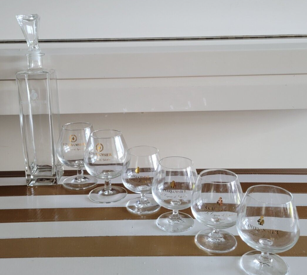 7 PIECE SET CLEAR GLASS COURVOISIER DECANTER AND 6 LE COGNAC DE