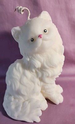 Vintage Persian Cat- Candle  New, Never Lit.  Intricately Detailed Sitting Cat.