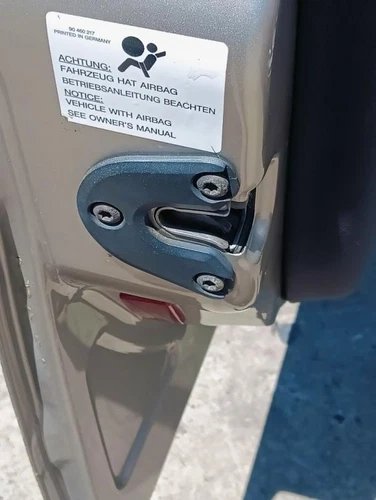 Cerradura Puerta Delantera Izquierda para OPEL VECTRA C BERLINA Comfort 136610 - Imagen 1 de 8