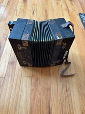 Antique M. Hohner Accordeon