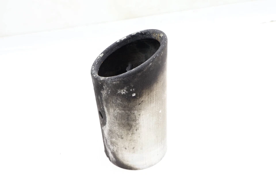 AUDI Q3 QUATTRO 2015-2018 - PUNTA DE TUBO DE ESCAPE 8U0253825B Foto 2 de 4