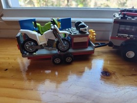 LEGO City 4433 Dirt Bike Transporter  Trailer
