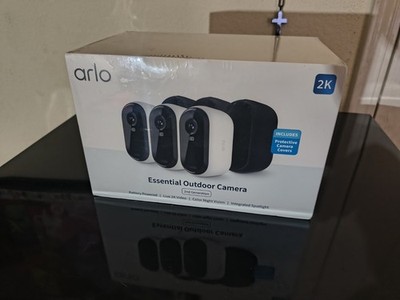 Arlo Essential 2K Essential Outdoor Security Camera 2nd Gen White (3 Pack) NEW!