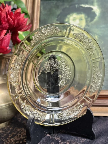 Vintage Yellow Depression Glass Bowl Amber Sharon / Cabbage Rose 8 1/2" Federal