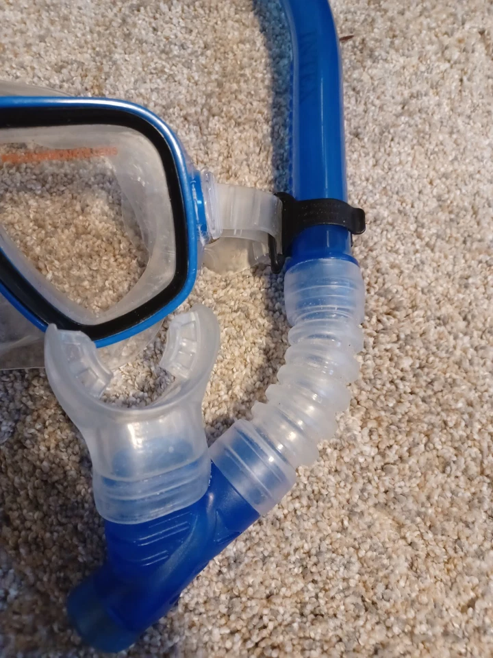  Intex Mask and Snorkel  - Image 4 of 4